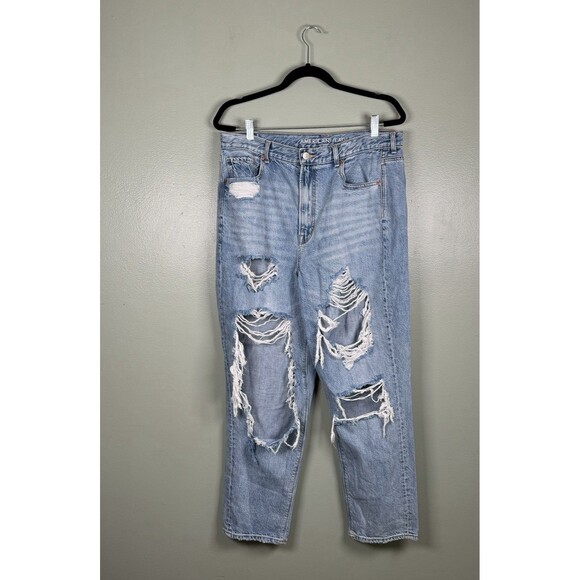 AMERICAN EAGLE Distressed Highest Rise Mom Jean Women's‎ Size 14 Regular - Picture 1 of 13